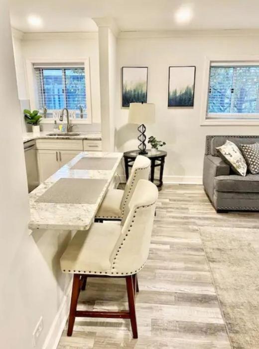 Cozy Downtown Atlanta Condo Bagian luar foto